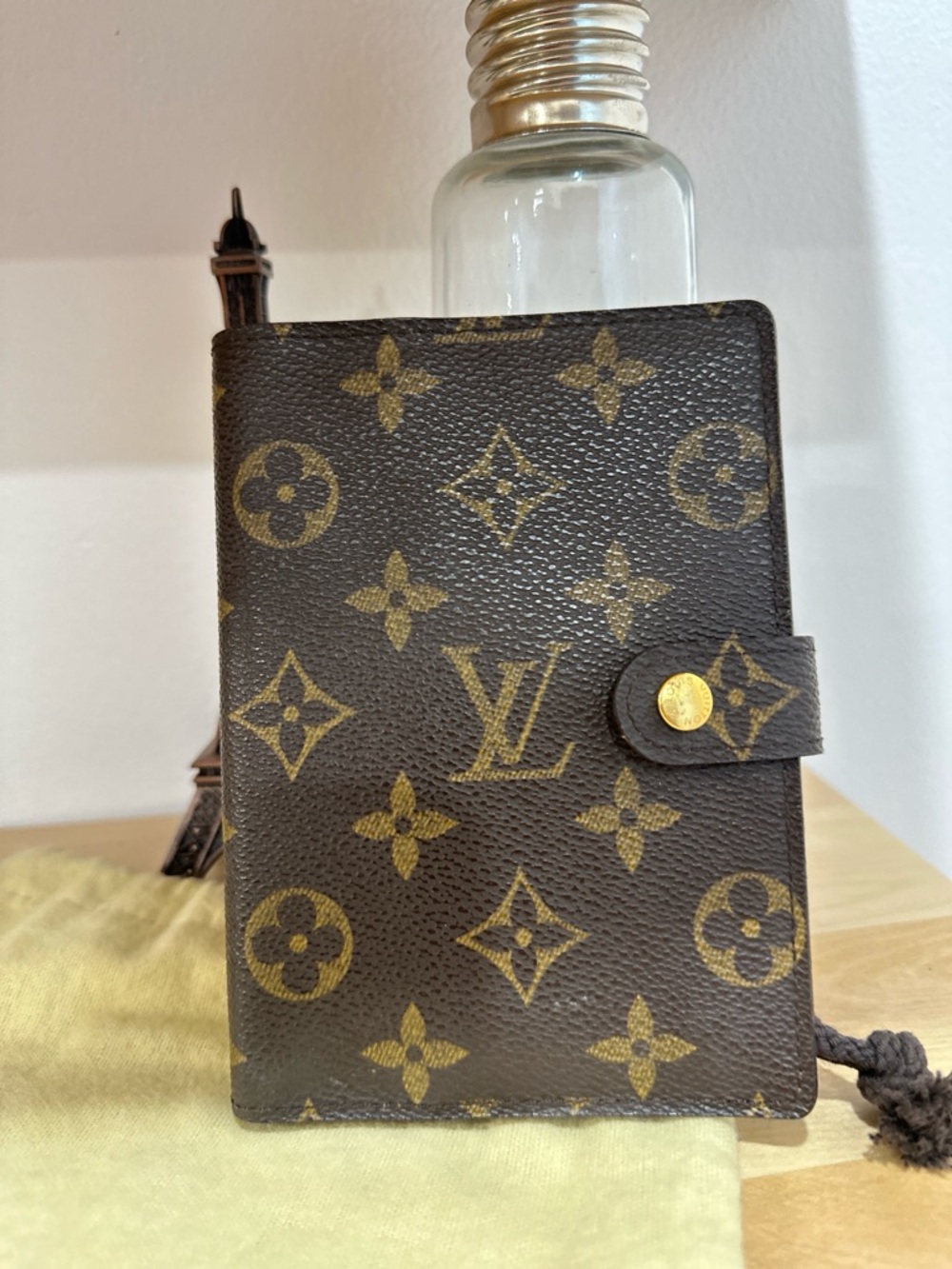 Authentic Louis Vuitton Monogram Canvas Small Agenda Cover - Brown/Tan - Picture 5 of 15